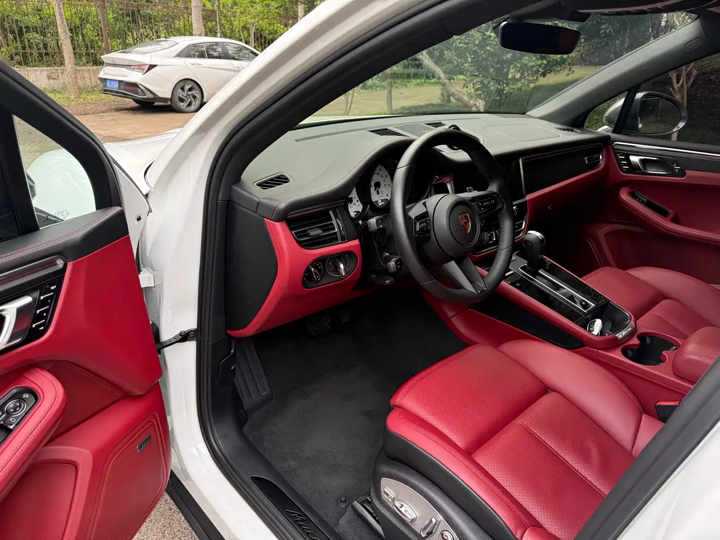 Porsche Macan 2023 Macan T 2.0T фото 4