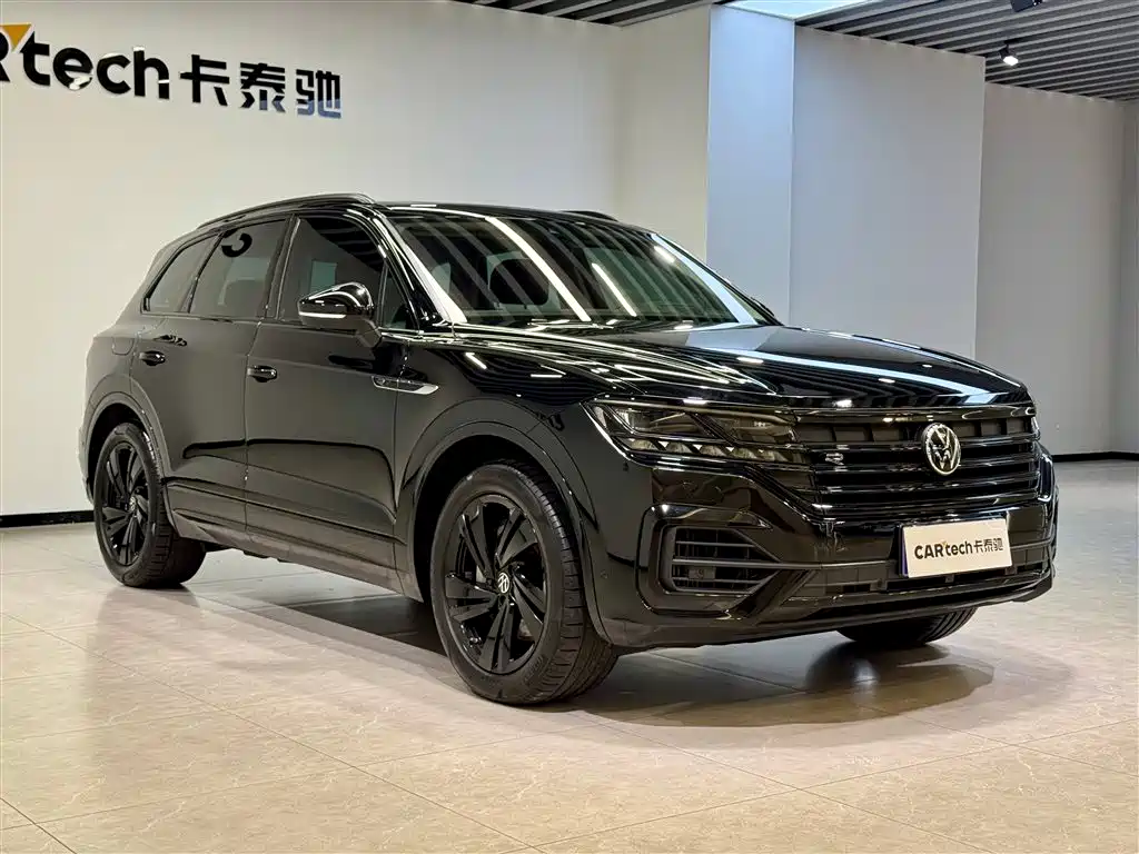 Volkswagen Touareg 2022 3.0TSI Rui Xiang Edition Gloss Black Sport Package фото 5
