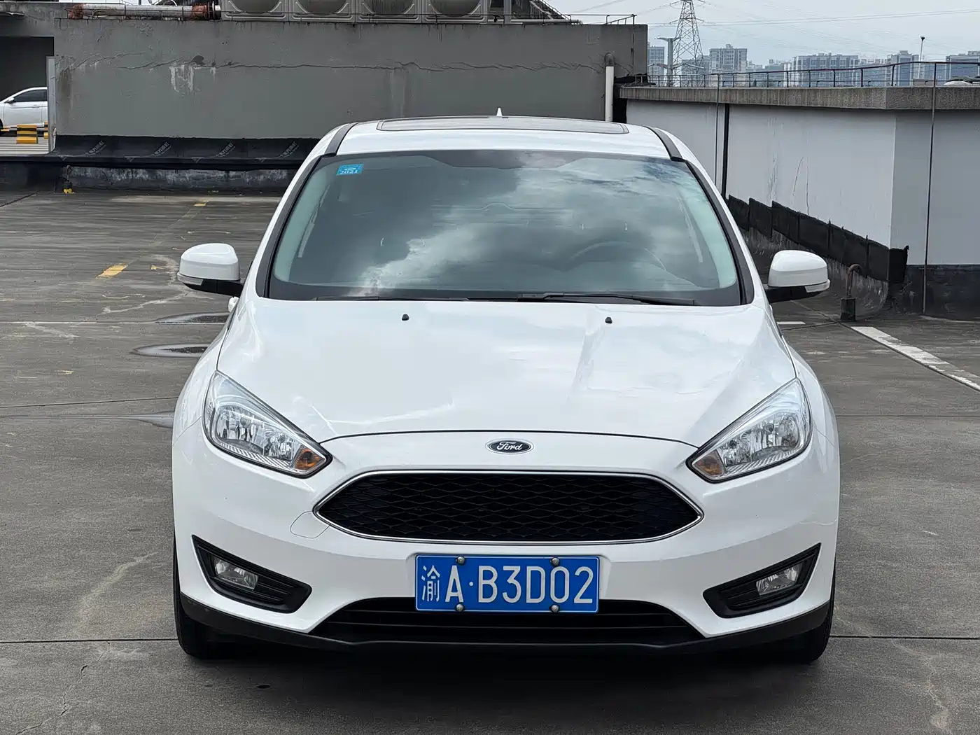 FORD FOX