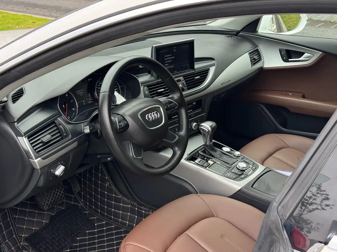 Audi A7 2014 35 FSI quattro Technology Edition фото 4