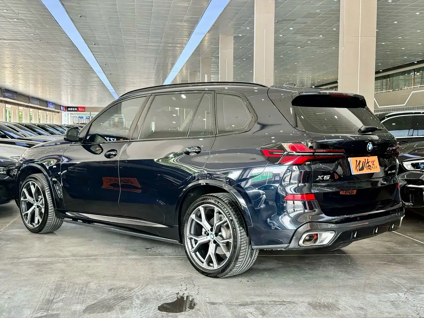 Фото 15 - BMW X5