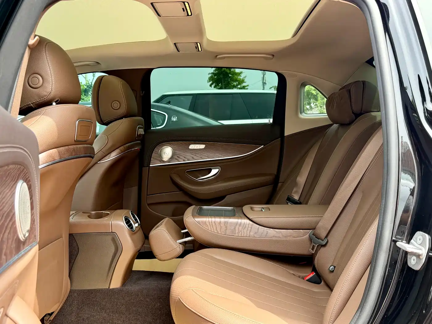 Mercedes-Benz E-Class 2020 Facelift E 300 L Fashion фото 24