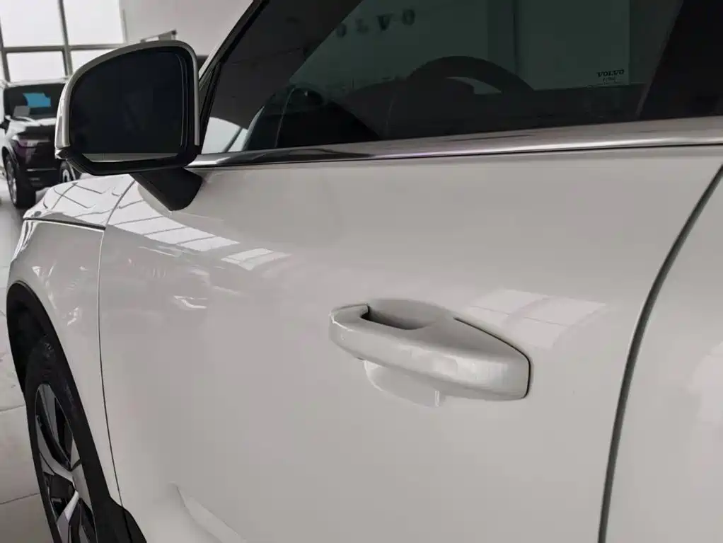 Volvo XC40 2024 2024 B3 Smart Elite Luxury Edition