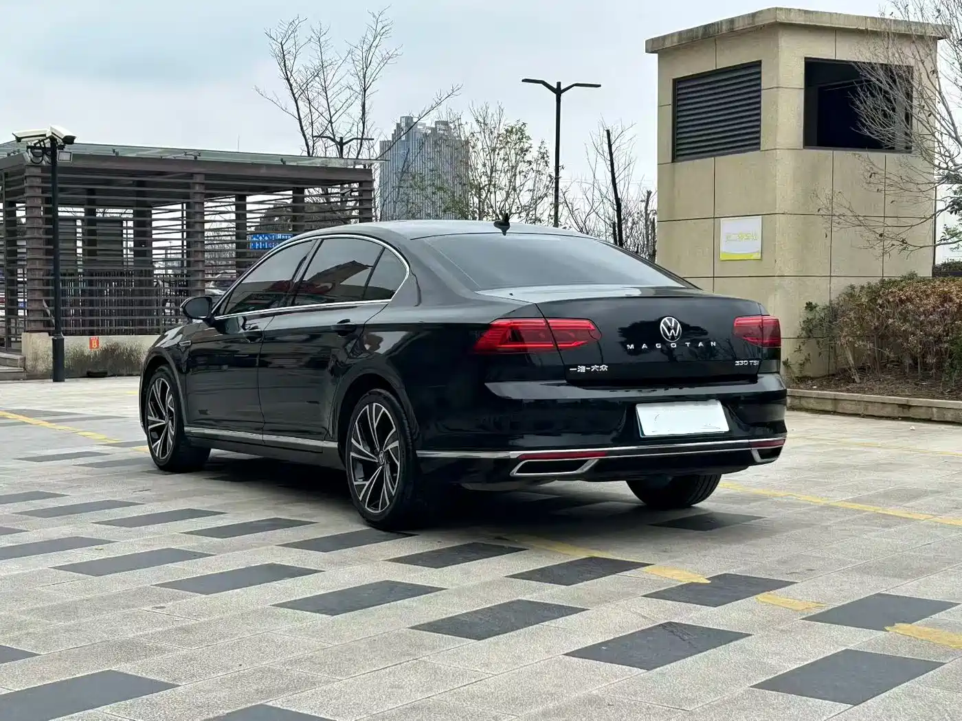 Volkswagen Magotan 2021 330TSI DSG 30th Anniversary Edition фото 13
