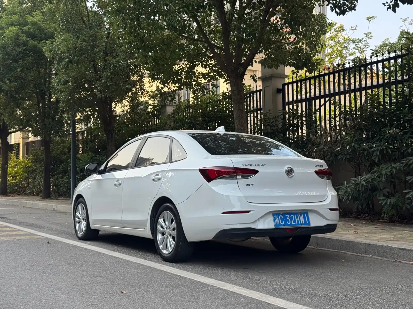 Фото 7 - Buick Excelle