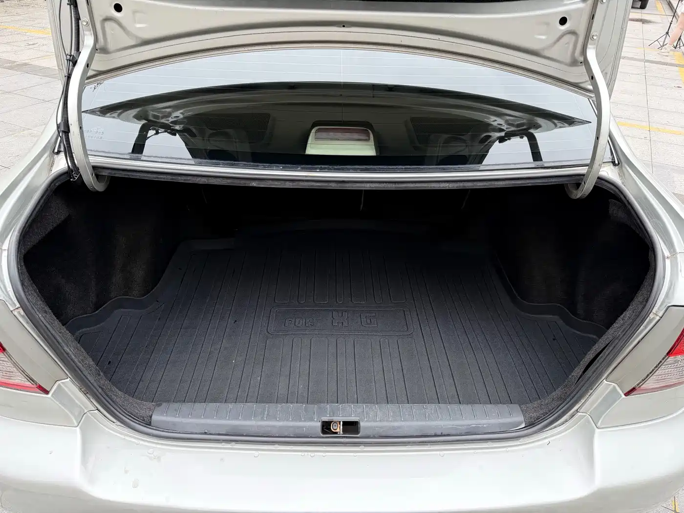 Toyota Corolla 2005 1.8L Automatic Anniversary Special Edition фото 12