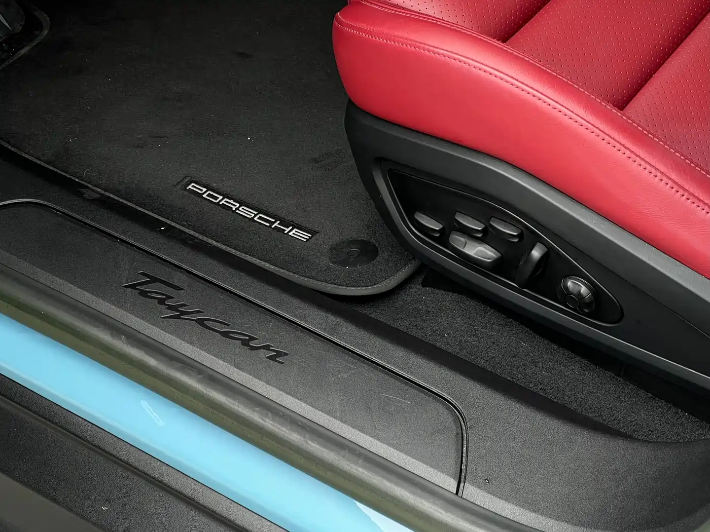 Porsche Taycan 2022 Taycan фото 24