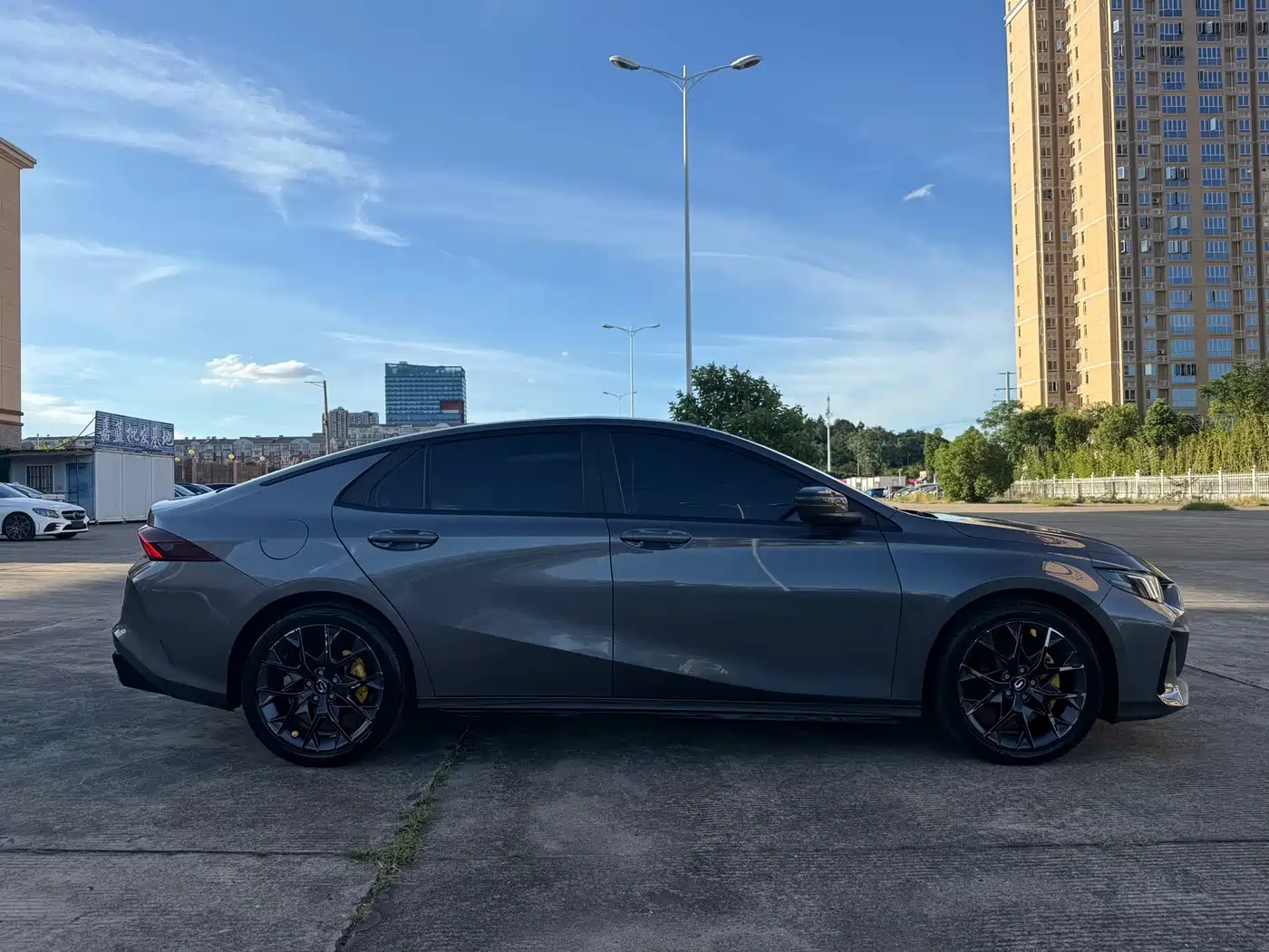 GAC Trumpchi Trumpchi Emkoo 2021 2021 270T DCT J15 Edition