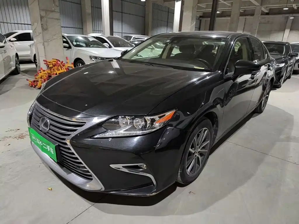Lexus ES 2015 — пригон из Китая