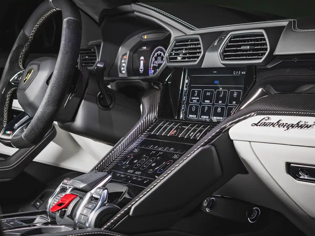 Lamborghini Urus 2021 4.0T V8 фото 13