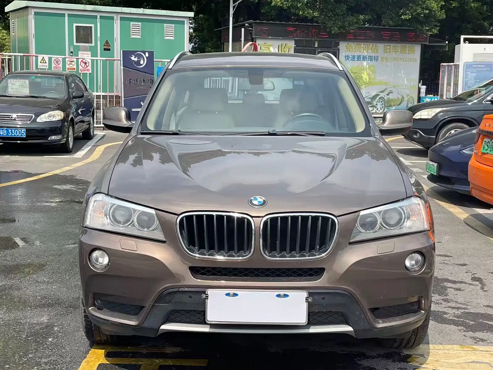 Photo 2 - BMW X3 (Import)