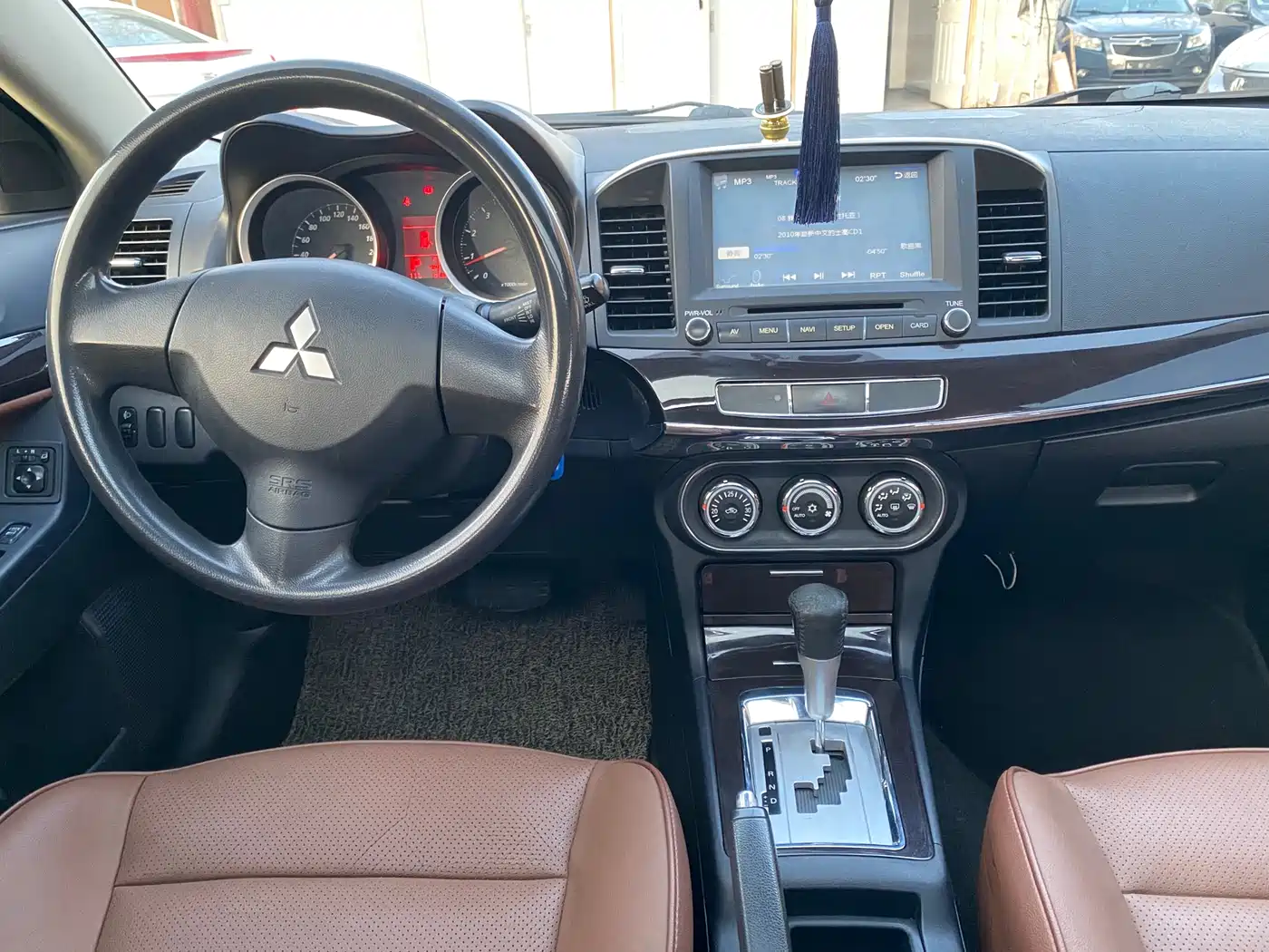 Mitsubishi Fengdisi 2013 1.8L Automatic Luxury China IV фото 6