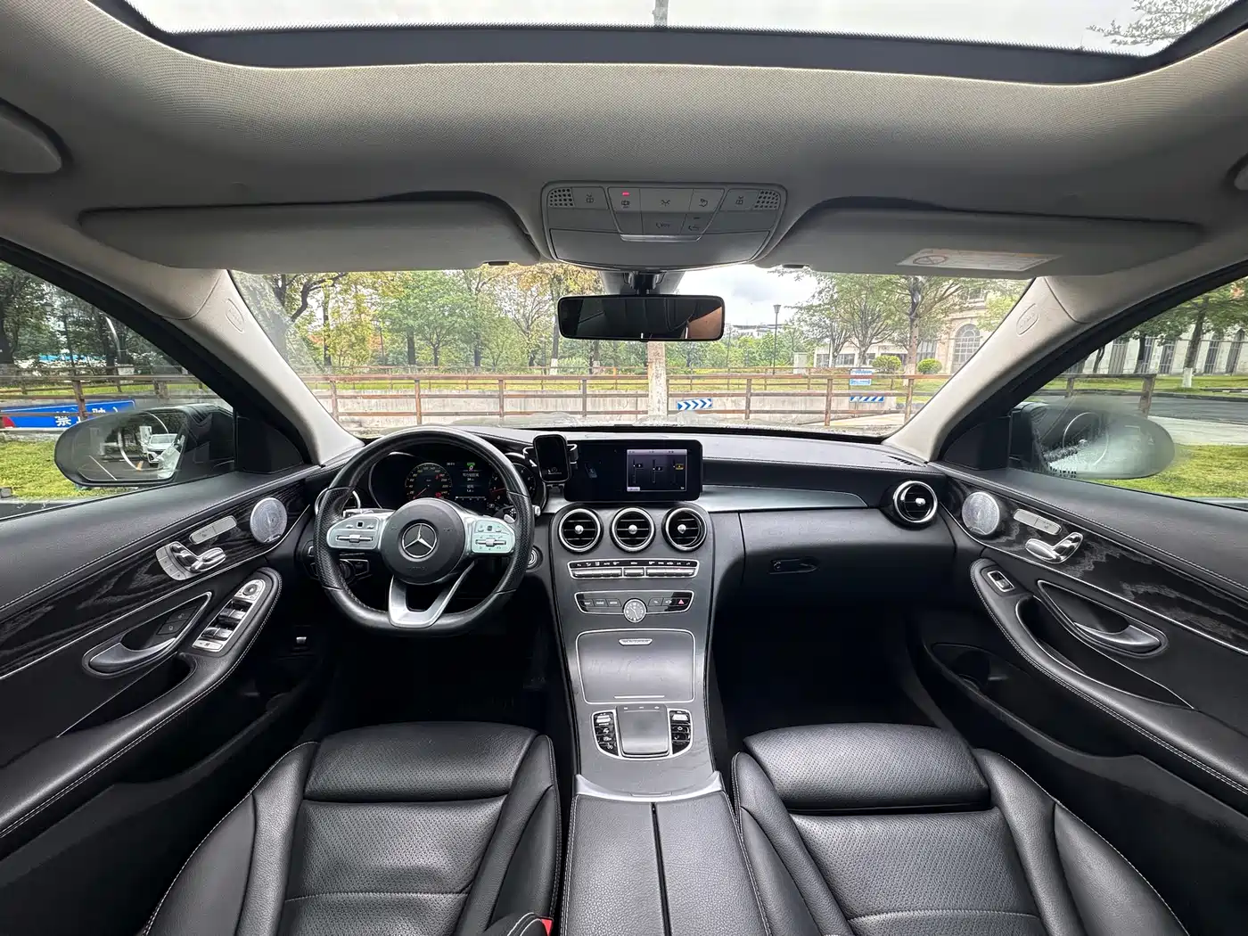 Mercedes-Benz C-Class 2021 C 260 L Sport Starry Exclusive Edition фото 18