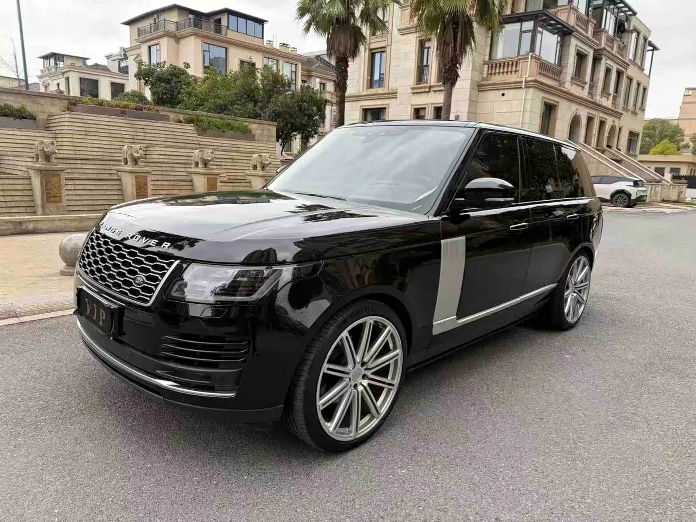 Land Rover Range Rover 2021 3.0 L6 Heritage Edition