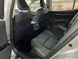 Фото 5 - Toyota Camry