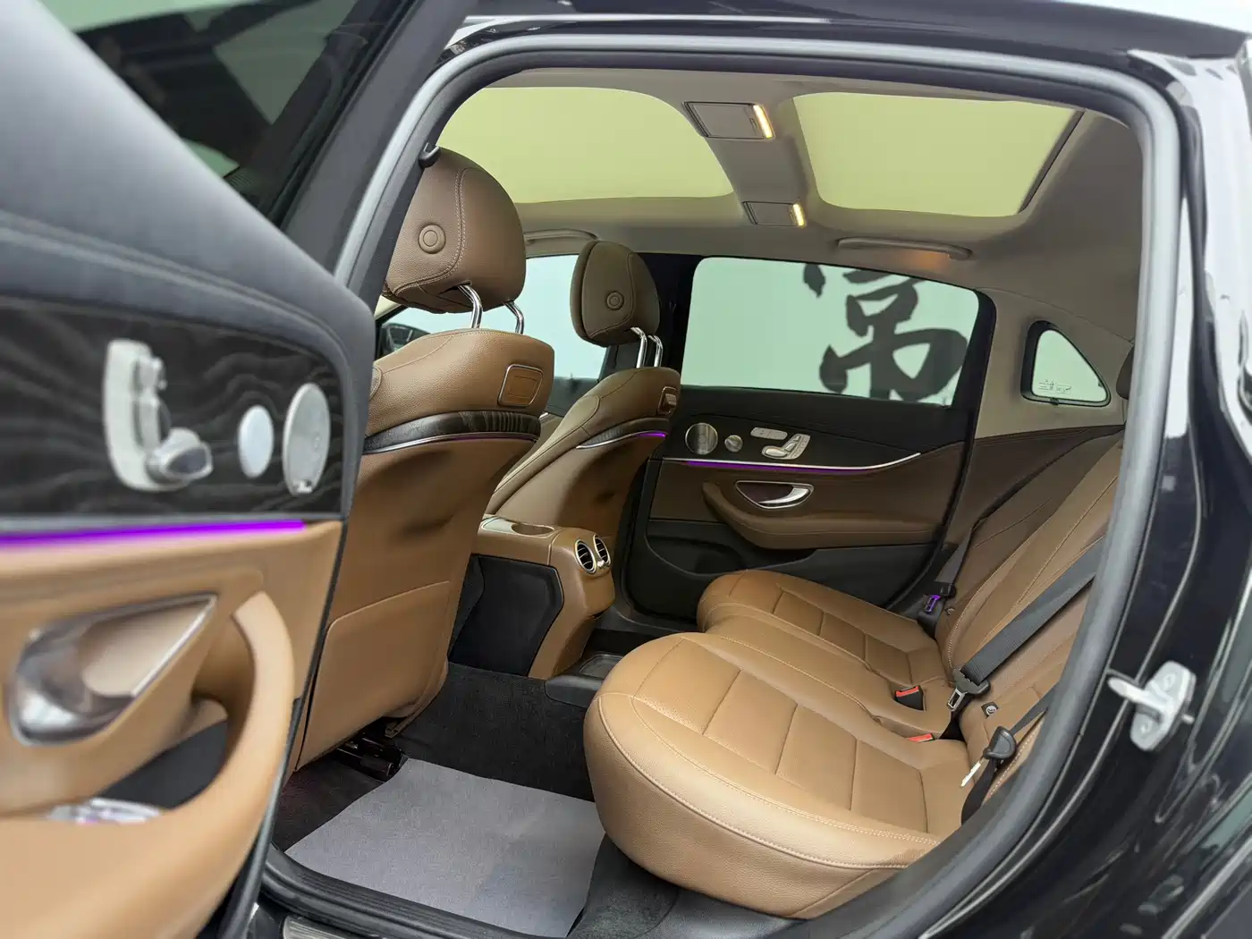 Mercedes-Benz E-Class 2019 E 300 L Sport Luxury фото 7