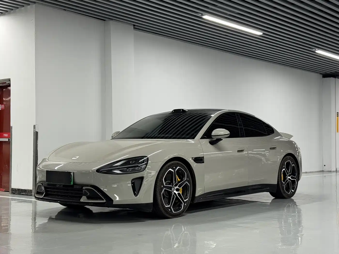 XIAOMI CAR XIAOMI SU7