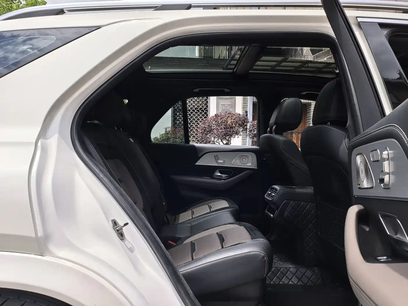 Mercedes-Benz GLE AMG 2023 AMG GLE 53 4MATIC+ фото 21
