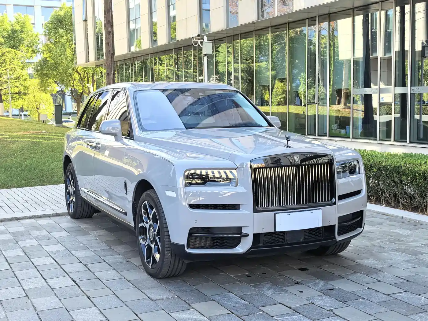 ROLLS-ROYCE CULLINAN