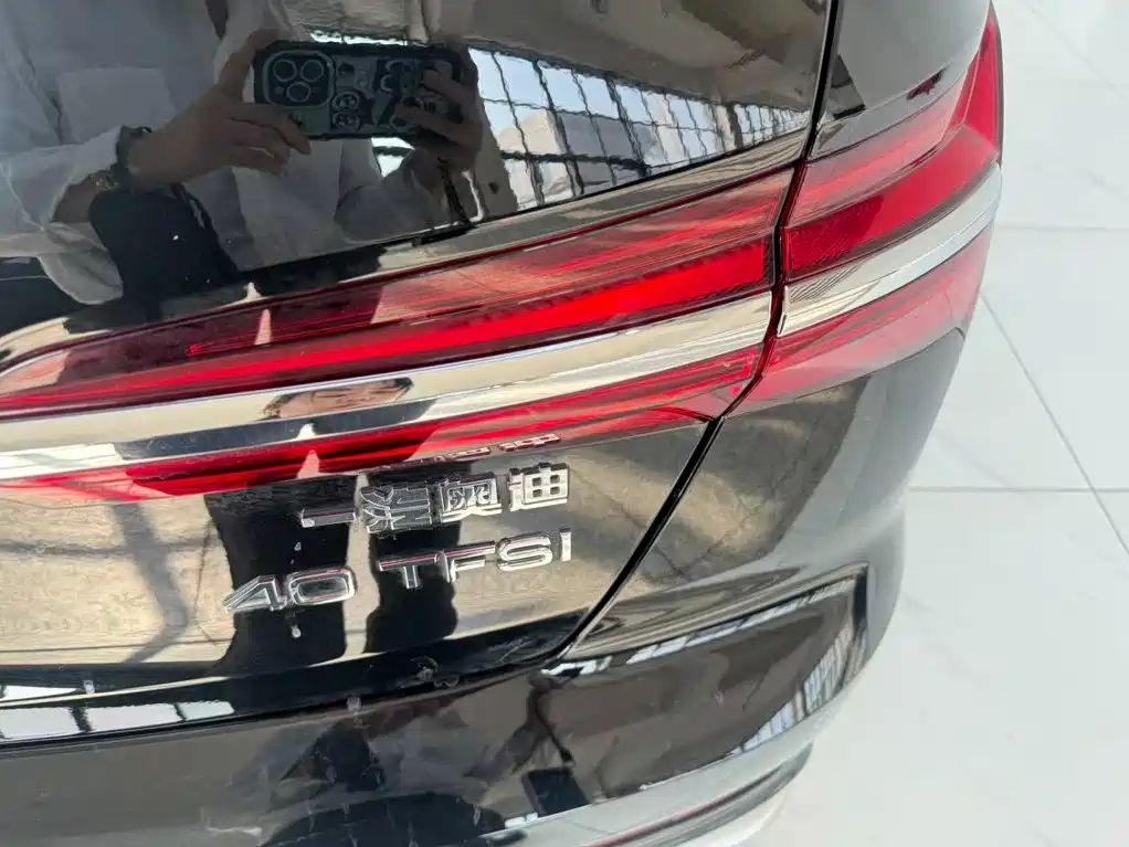 Photo 16 - Audi A6L