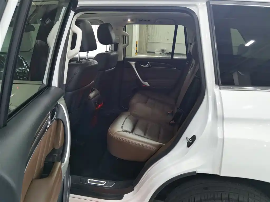 Haval H9 2017 2.0T Petrol 4WD Premium 5-seater фото 15