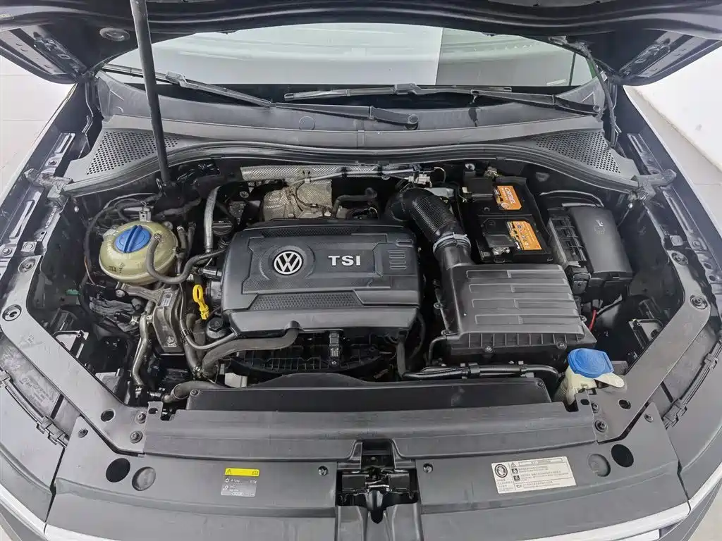 Volkswagen Tiguan L 2017 380TSI Automatic 4WD Luxury Edition фото 6