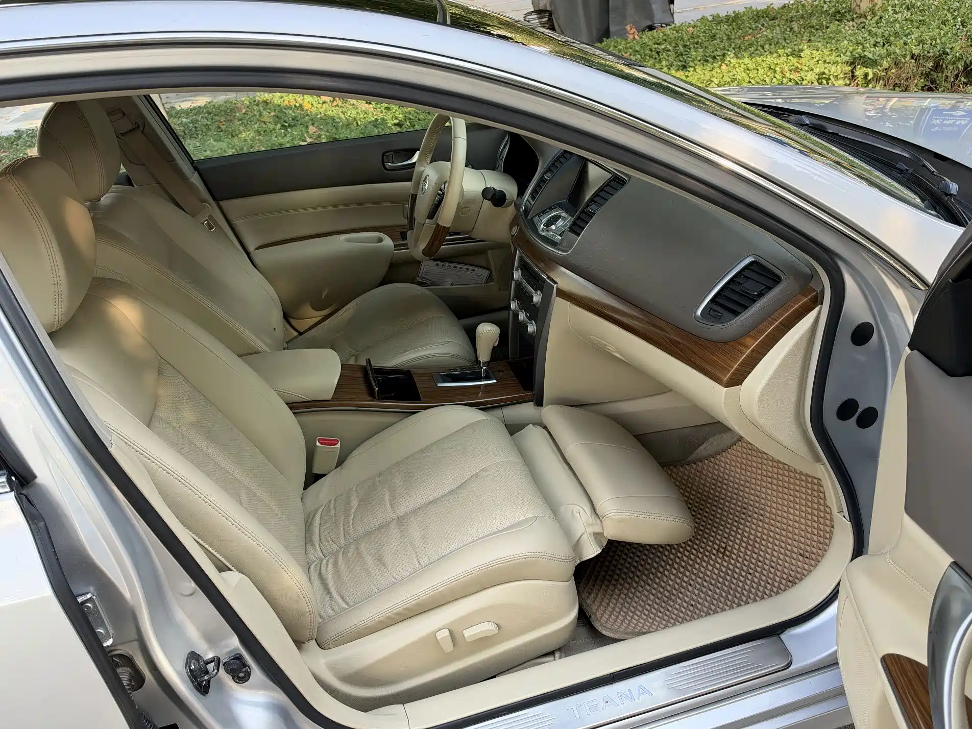 Photo 5 - Nissan Teana