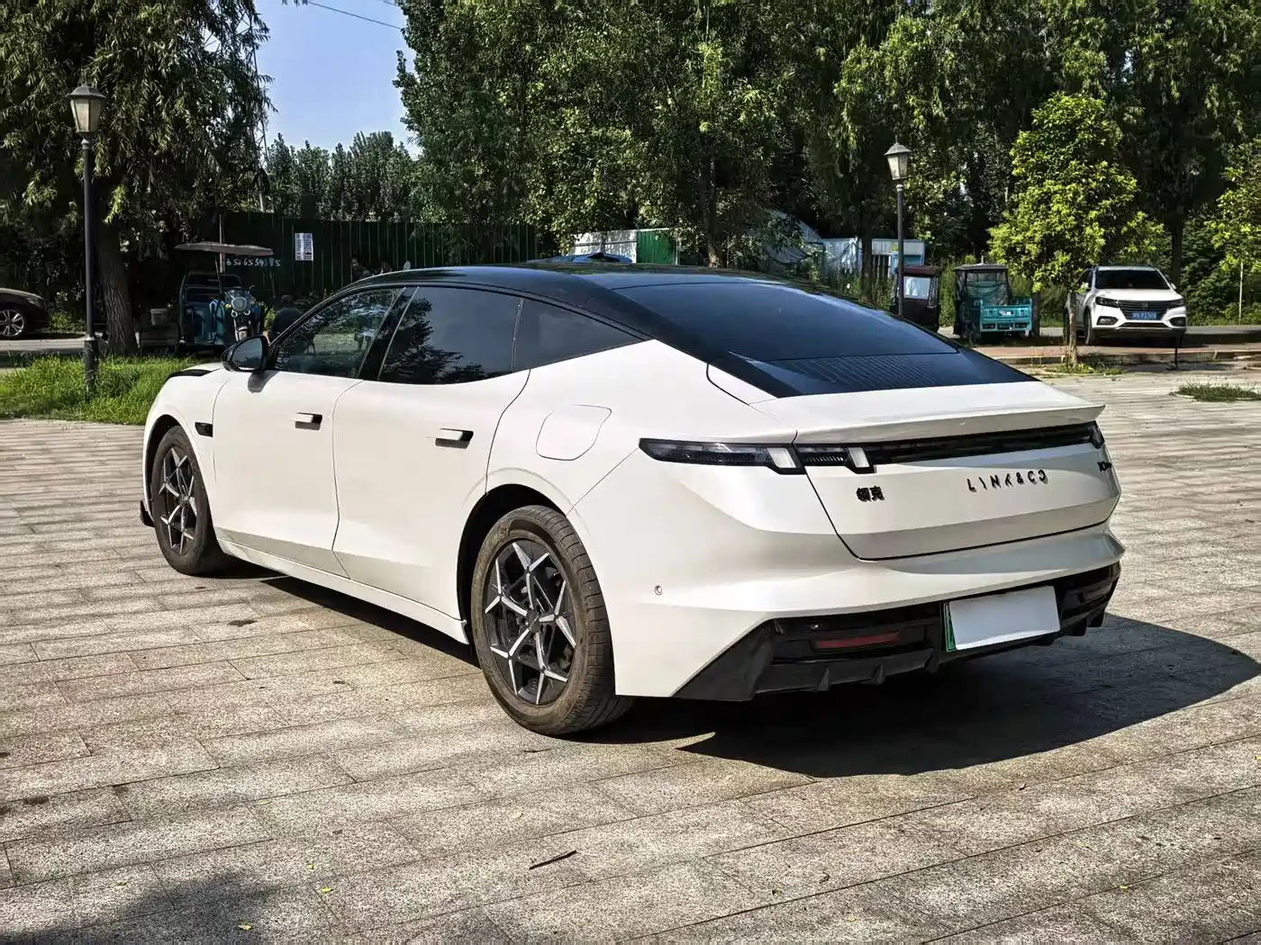 Lynk & Co 10 EM-P 2026 2025 Facelift 120 AWD Ultra
