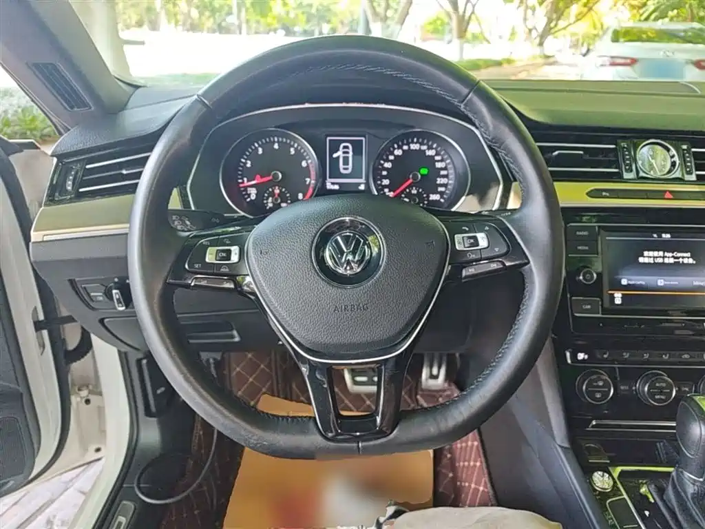 Volkswagen FAW-Volkswagen CC 2019 330TSI Elegance Edition China VI фото 11