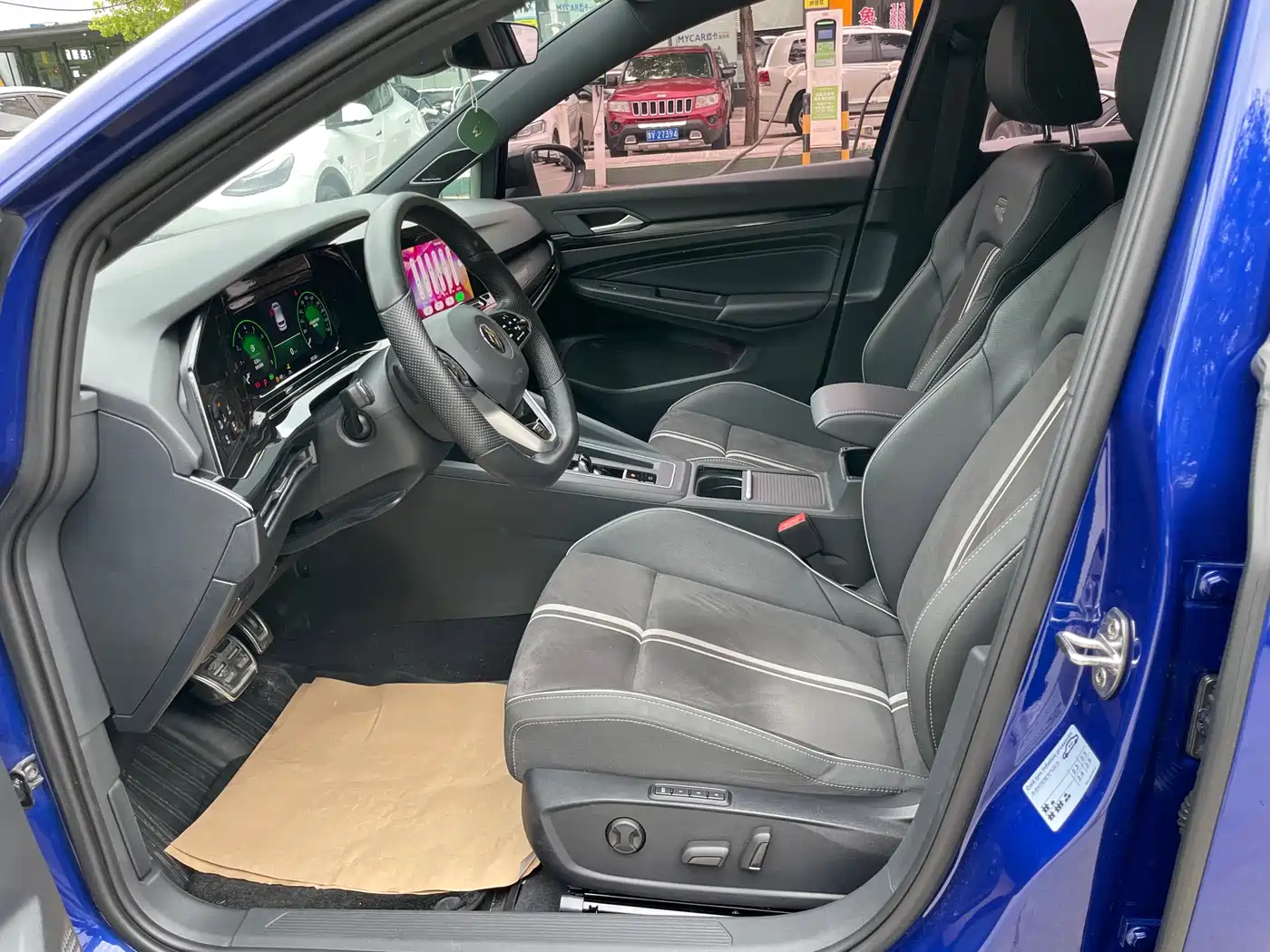 Volkswagen Golf 2023 280TSI DSG R-Line Lite фото 13