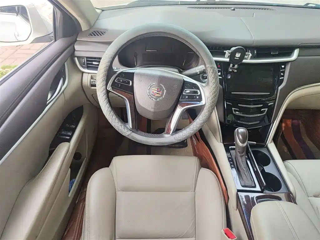 Cadillac XTS 2014 28T Elegance фото 3
