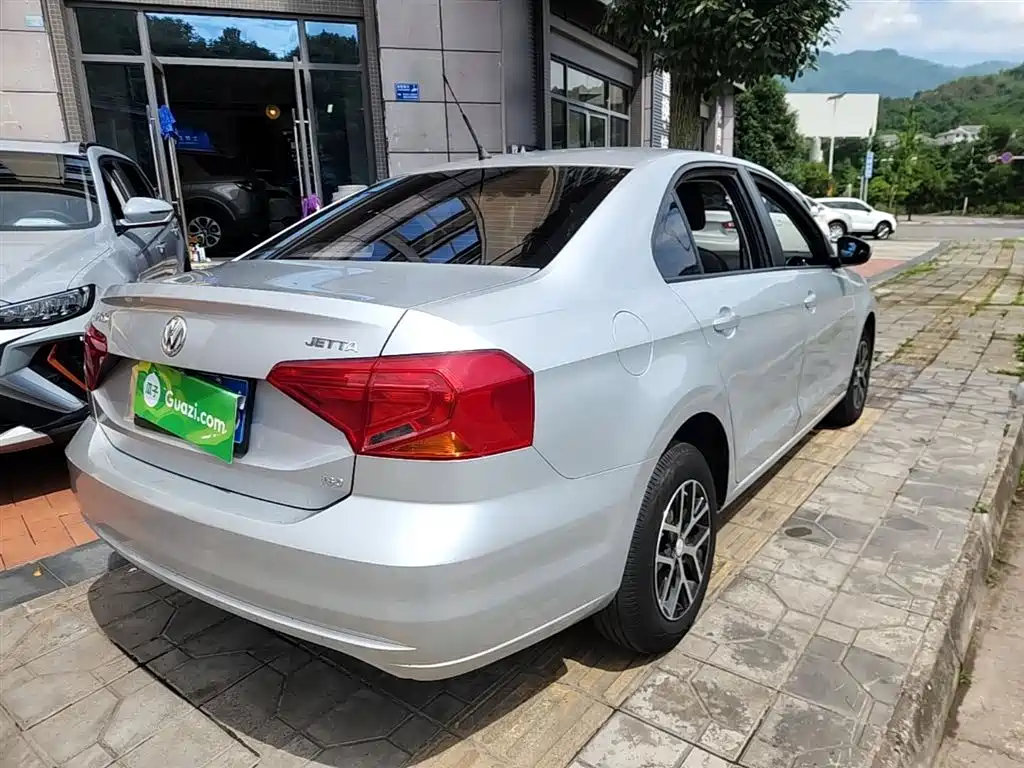 Volkswagen Jetta 2017 1.5L Automatic Fashion фото 7
