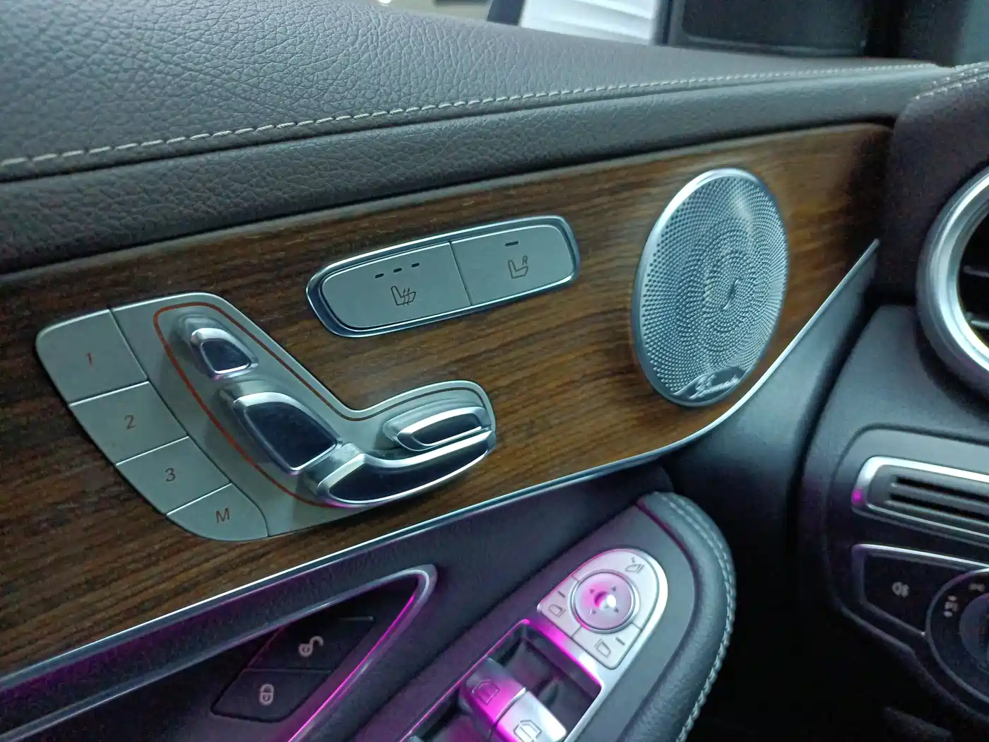 Mercedes-Benz GLC 2021 GLC 300 L 4MATIC Sporty фото 13