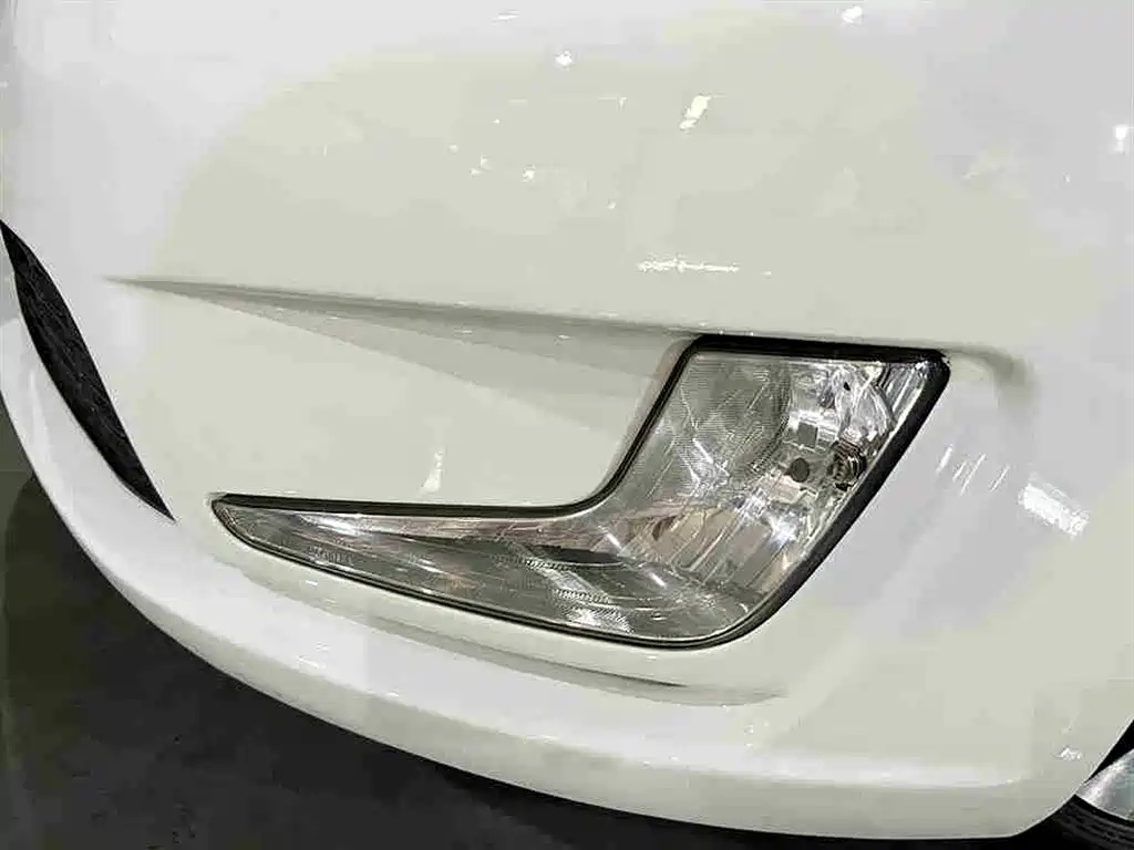 Kia K2 2012 Sedan 1.6L AT Premium Commemorative Edition фото 14