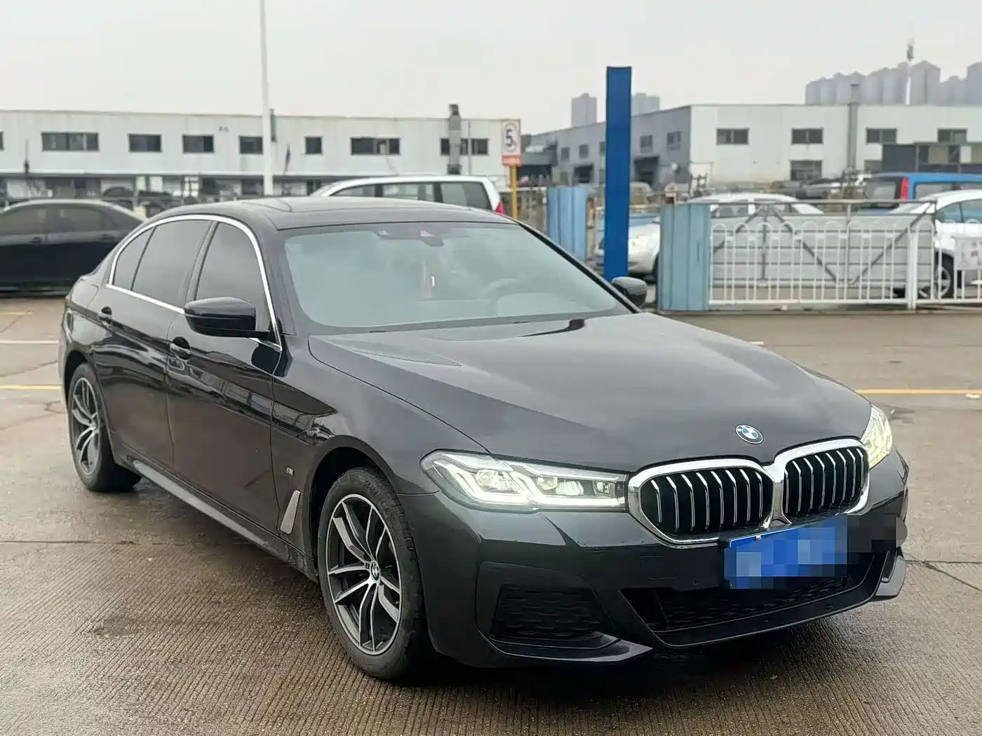 BMW 5 SERIES