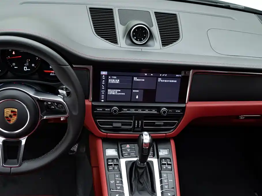 Porsche Macan 2020 Macan 2.0T фото 13