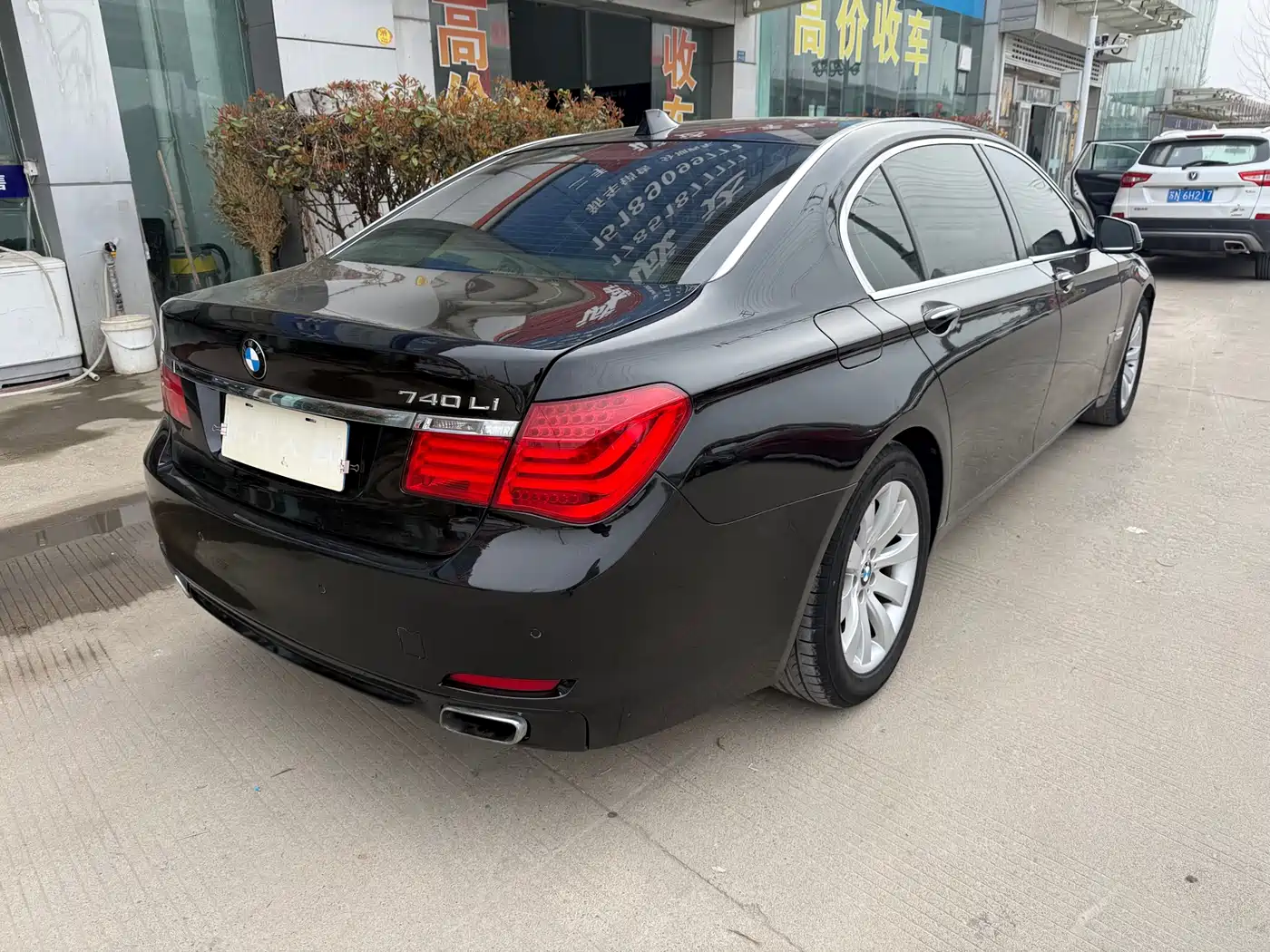 BMW 7 Series 2009 740Li Premium фото 4