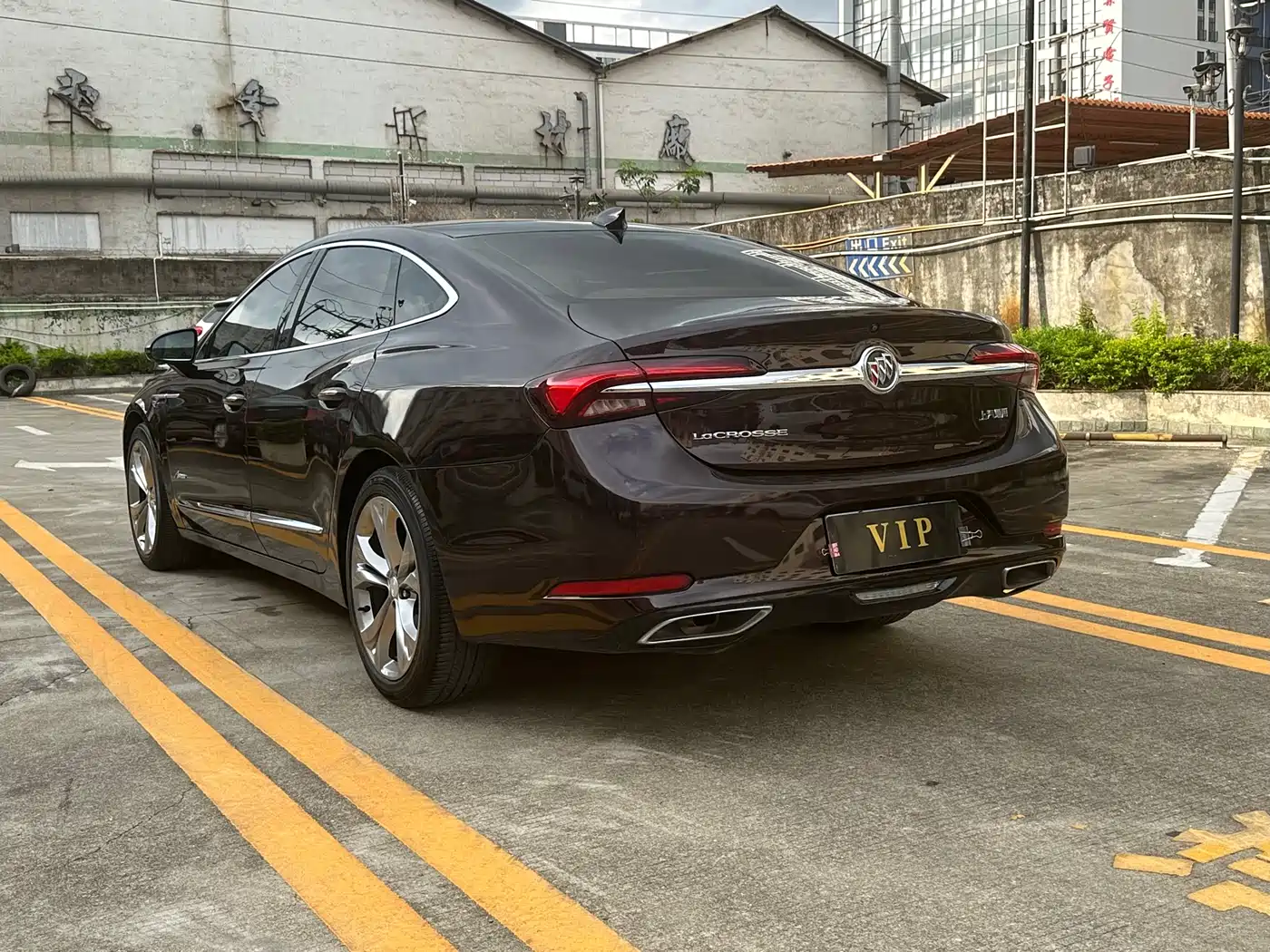 BUICK LACROSSE