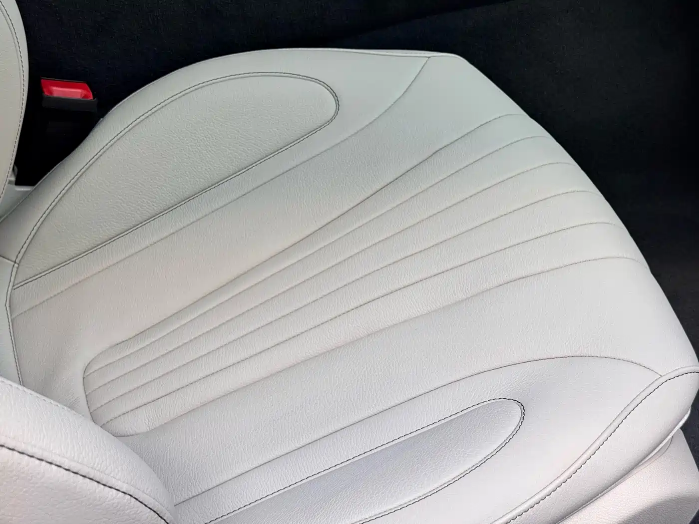 Mercedes-Benz CLS 2022 CLS 300 Luxury фото 17