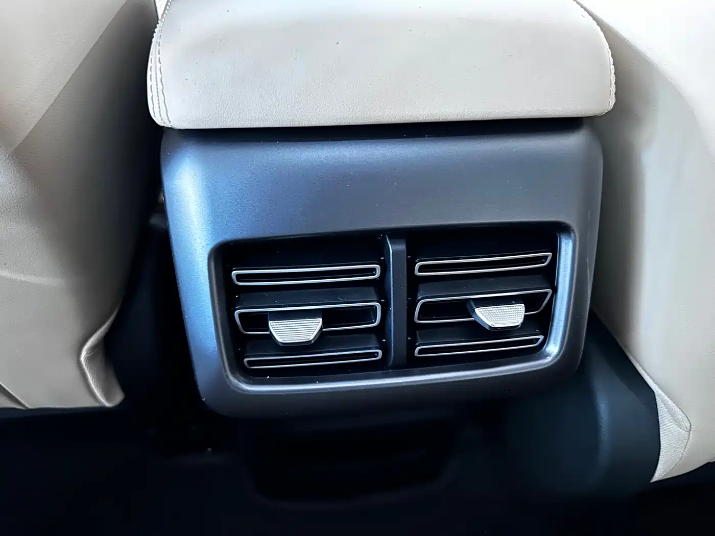 BYD Song Pro New Energy 2025 2nd Generation Smart Drive Edition DM-i 75KM Leading Type фото 15