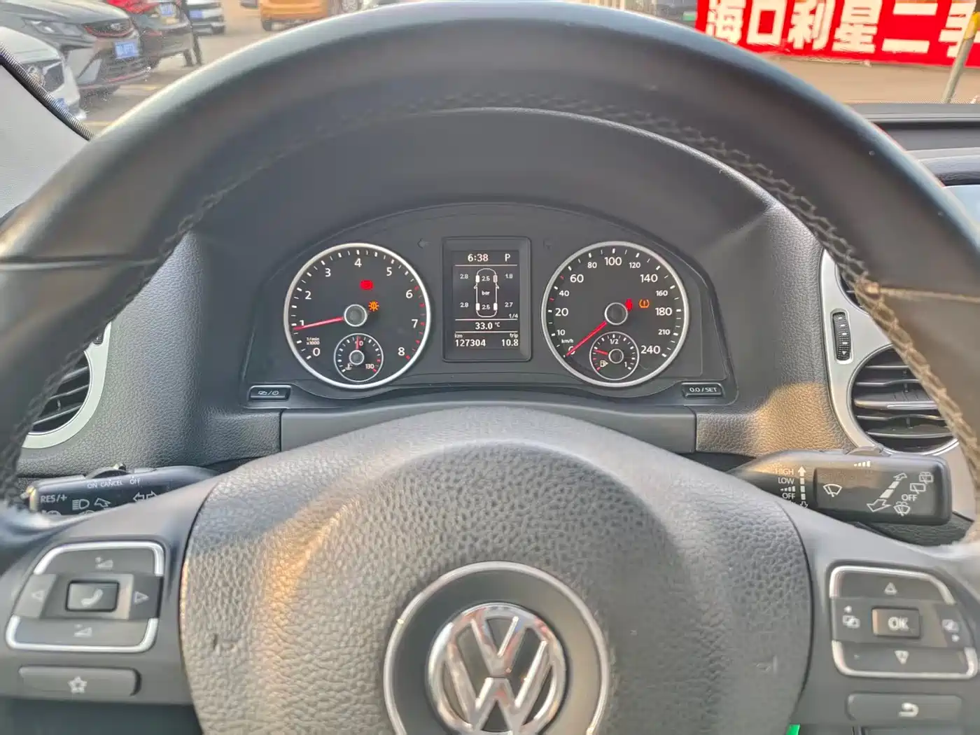 Volkswagen Tiguan 2016 Model 300TSI Automatic 2WD Comfort Edition фото 11