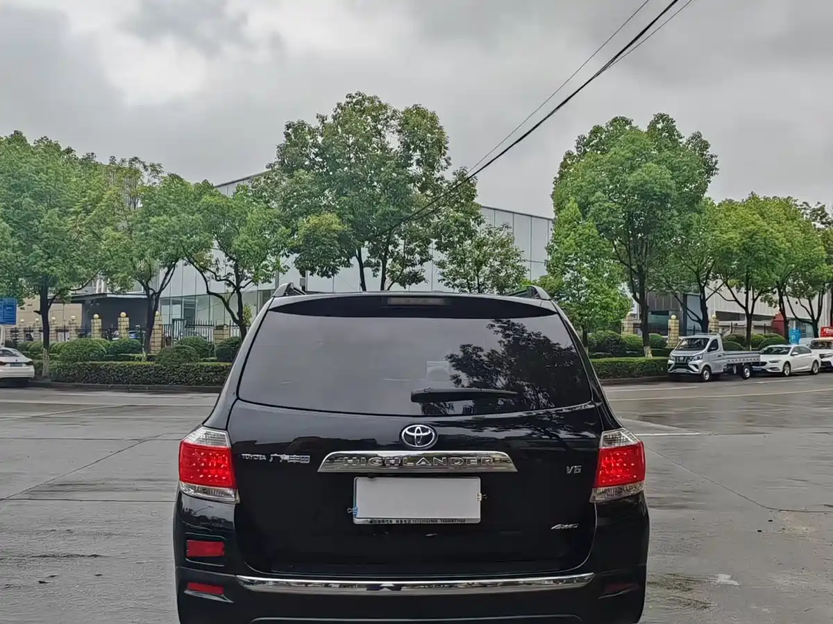 Toyota Highlander 2012 2.7L 2WD 5-seater Elite Edition фото 8