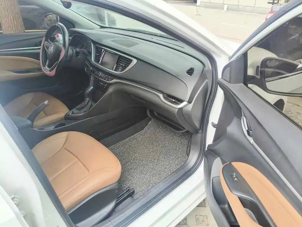 Фото 13 - Buick Excelle