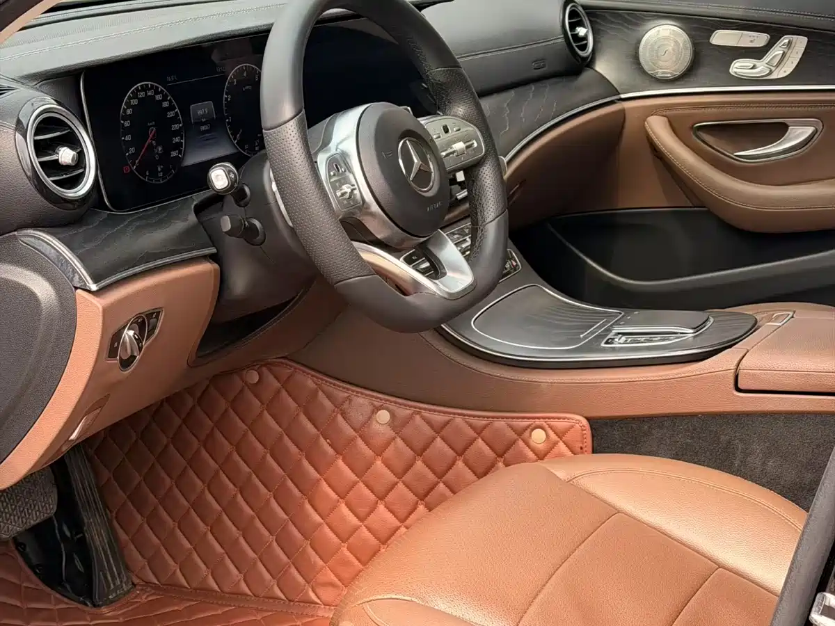 Mercedes-Benz E-Class 2019 E 300 L Sport Luxury фото 7