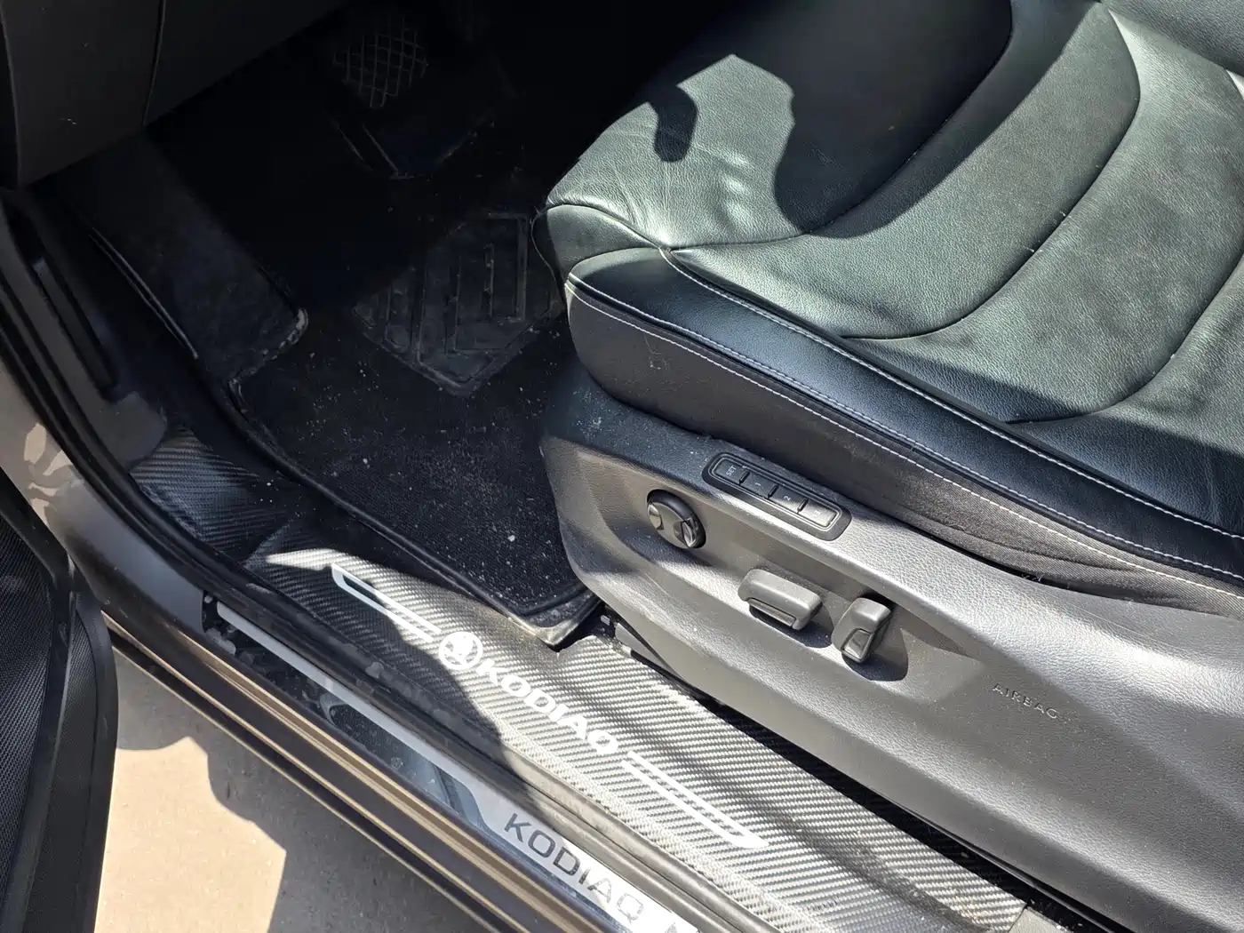 Škoda Kodiaq 2017 TSI330 7-seater 2WD Luxury Edition фото 12