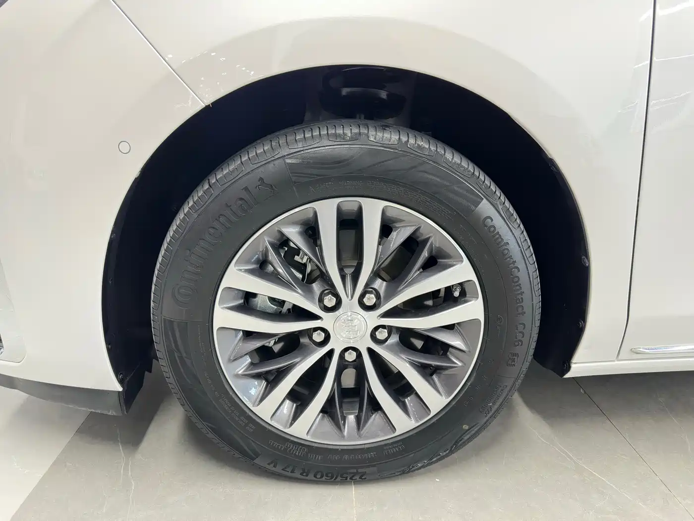 Buick GL8 2023 ES Landmaster Exclusive фото 31
