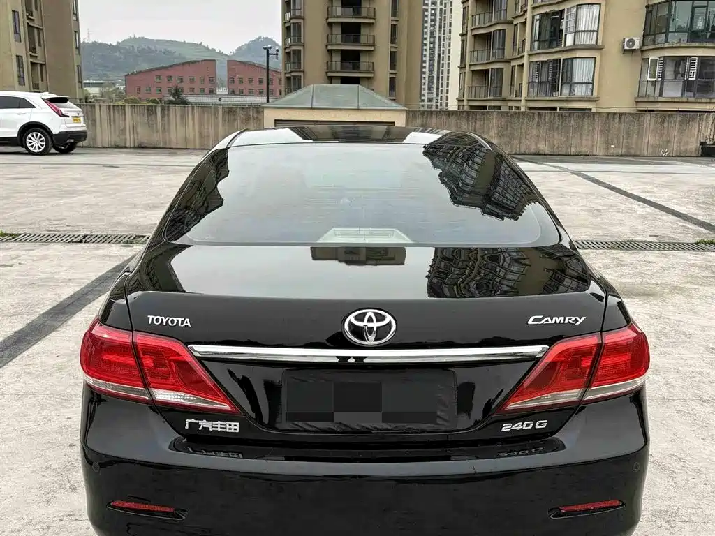 Toyota Camry 2011 240G Classic Anniversary Edition фото 8