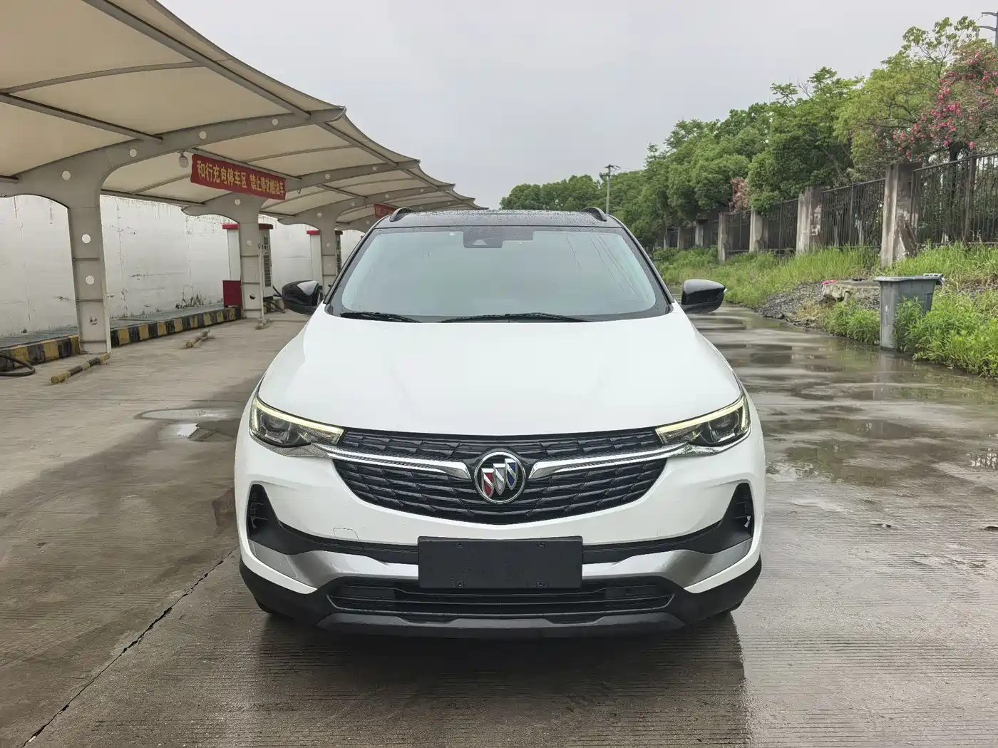 BUICK ANGKOLA