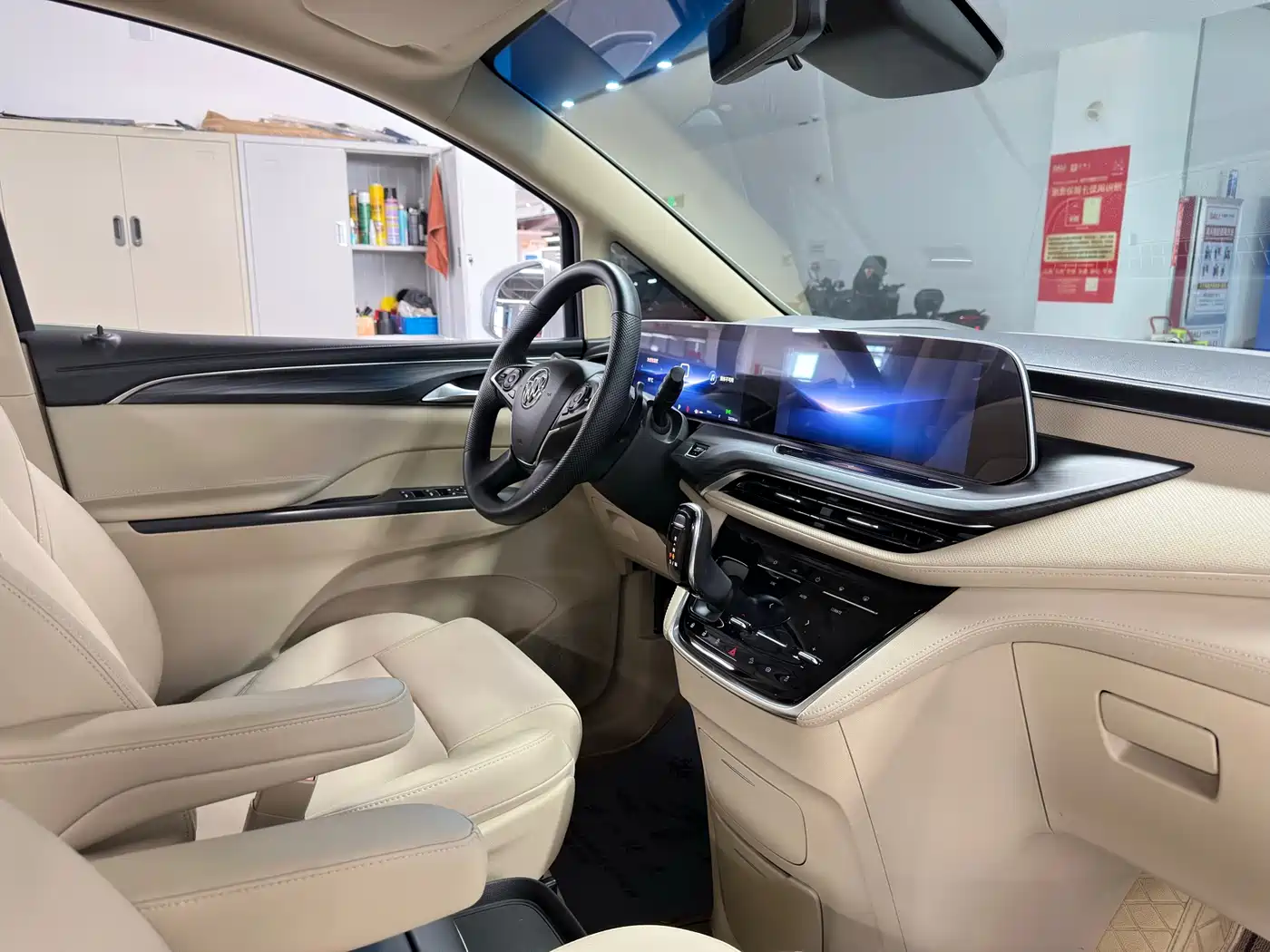 Buick GL8 2023 ES Landmaster Exclusive фото 16