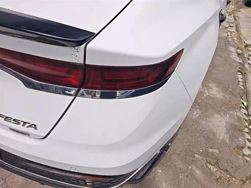 Hyundai Fista 2019 280TGDi Sport Edition China VI фото 8